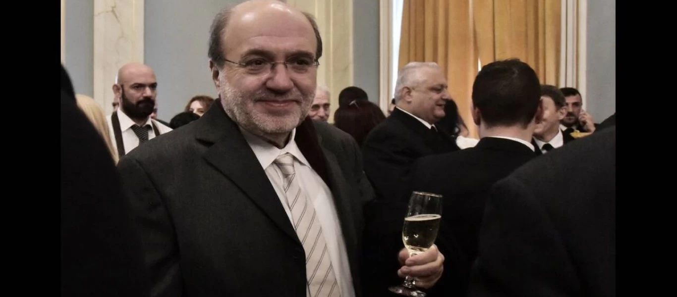 Εξιτήριο μετά από 10 μέρες νοσηλείας έλαβε ο Τρύφωνας Αλεξιάδης - Δείτε την ανάρτησή του (φώτο)